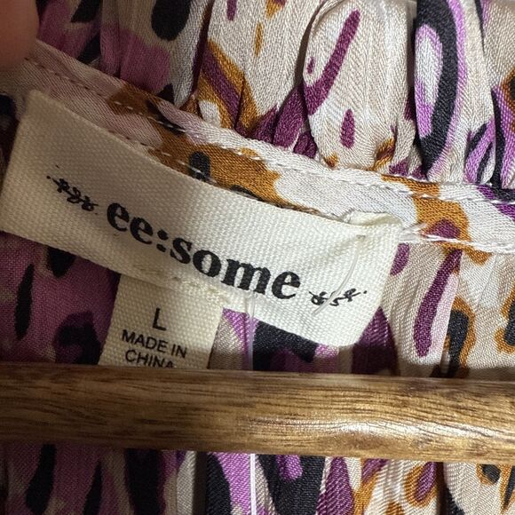 EE:Some Animal Print Shirt Bubble Sleeve Ruffle Collar Women's Size Large NWT - Picture 5 of 12